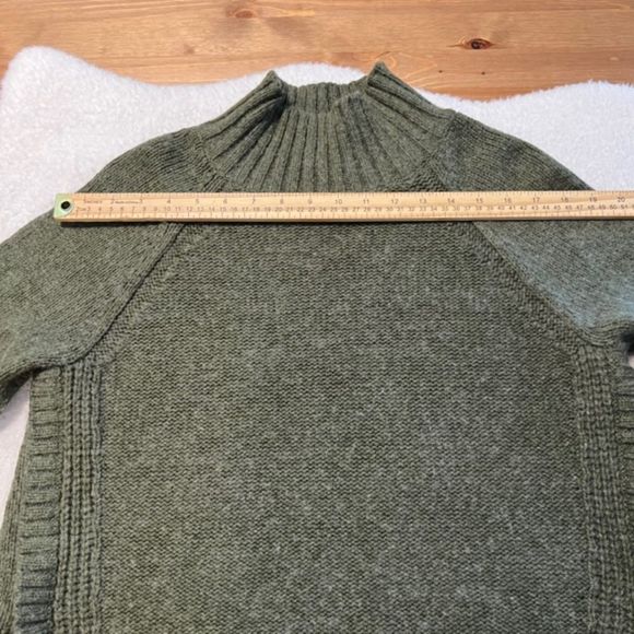 American Eagle Outfitters Olive Green Turtleneck Sweater - Picture 11 of 14